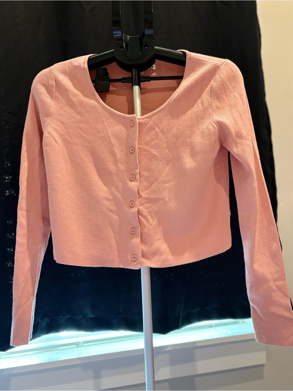 Celebrity Pink Blush Pink Button-Front Cropped Cardigan
